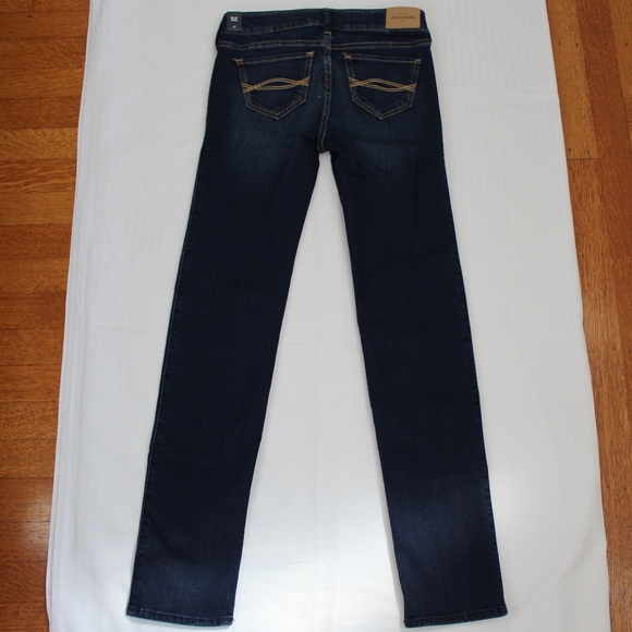 NWT Abercrombie Kids Dark Wash Skinny Jeans - Picture 4 of 8